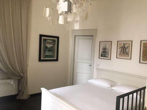 Casa Brenna Tosatto Art Experience Aparthotel Lenno Buitenkant foto